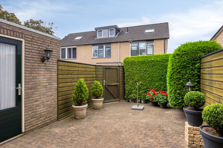 Photo 24 of Deurningerstraat 245