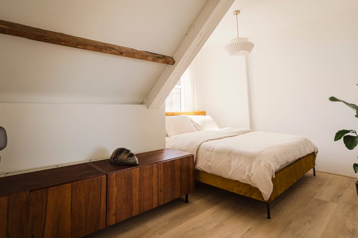 Foto 28 van Van Hilligaertstraat 166