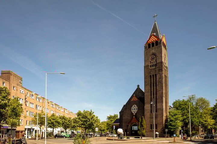 Foto 41 van Van Hilligaertstraat 166