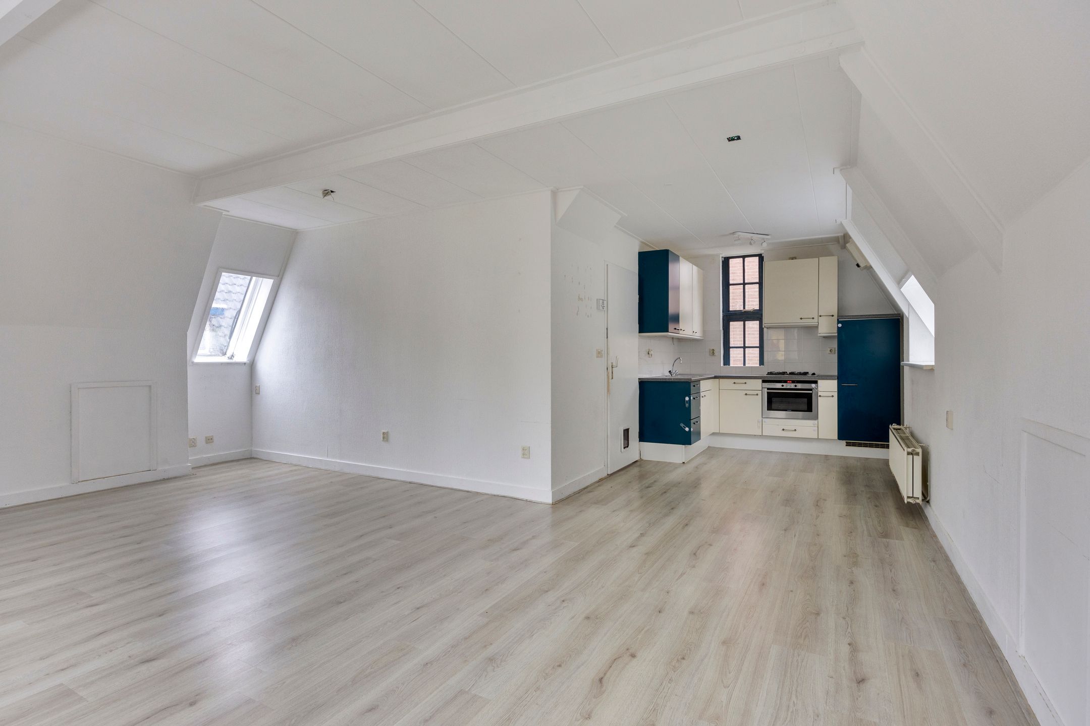 Foto 12 van Stationsweg 21-A