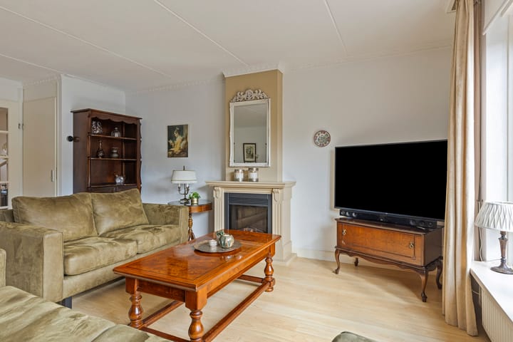 Foto 10 van Uilvlinder 25