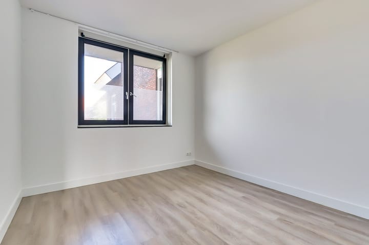 Foto 21 van Stationsstraat 12-A