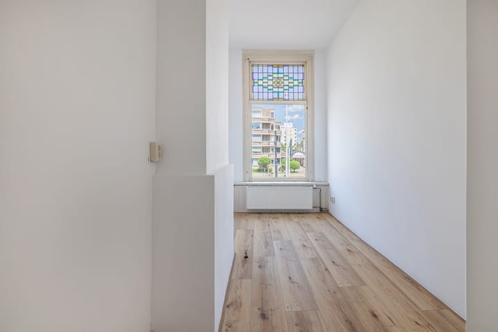 Foto 14 van Westzeedijk 80-A01