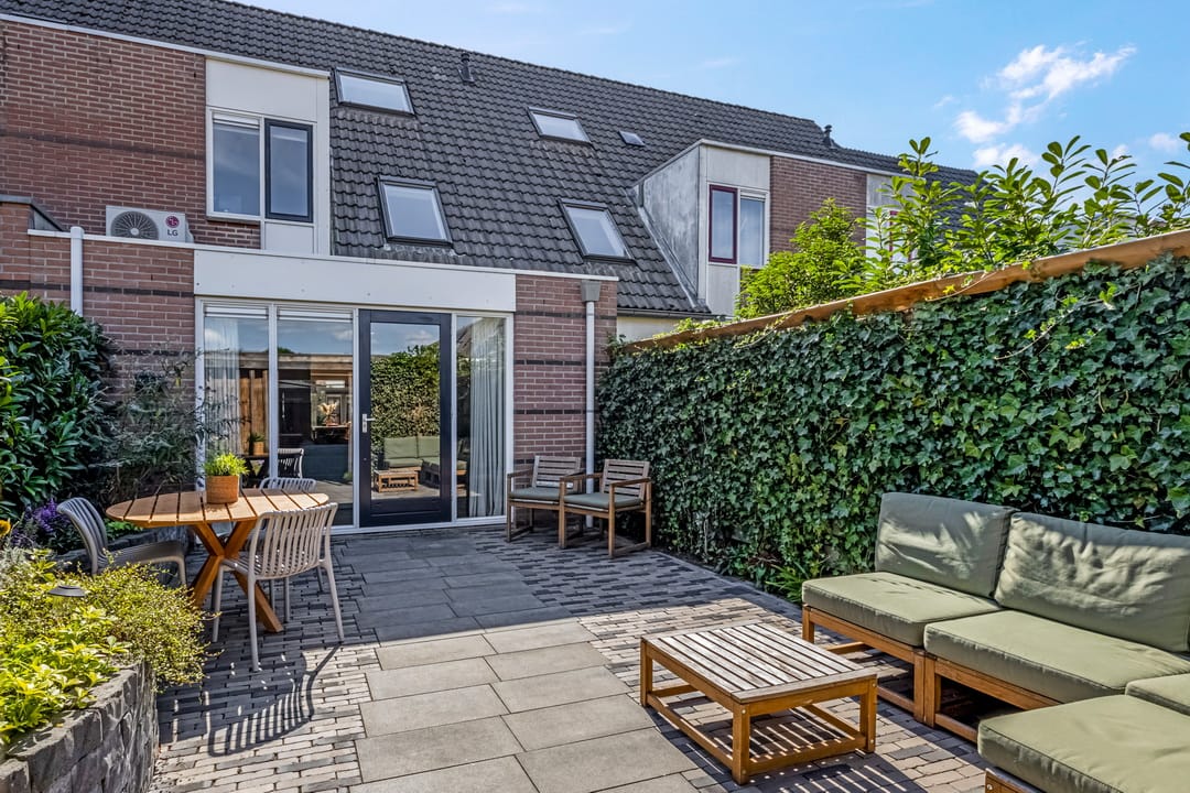 Foto 28 van Laan der Verenigde Naties 77