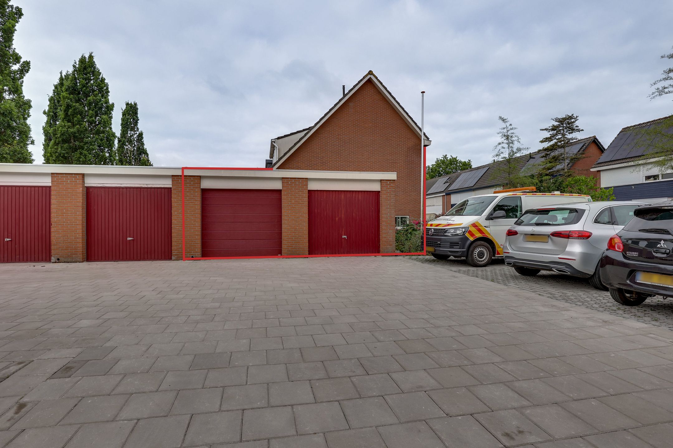 Photo 3 of Elzenstraat 4