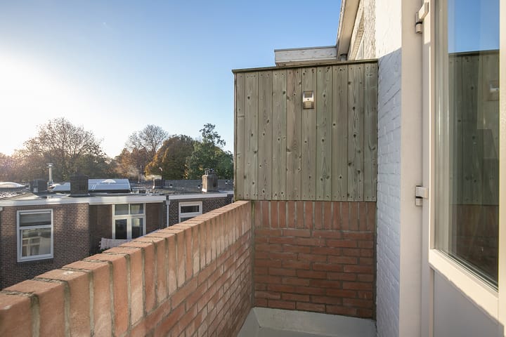 Foto 17 van van Arembergelaan 14