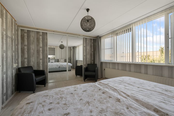 Foto 48 van Glenn Millerstraat 15