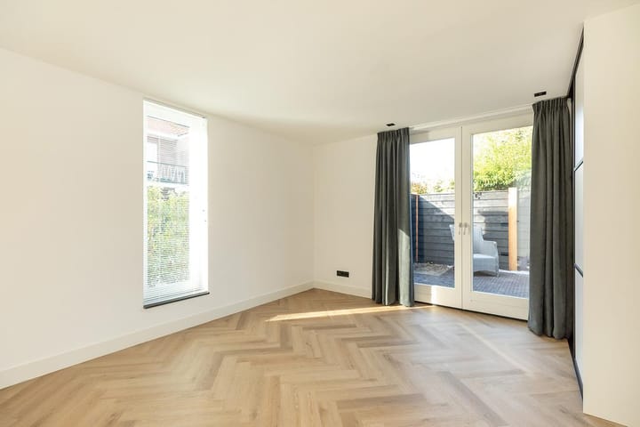 Foto 13 van Silenestraat 32-A