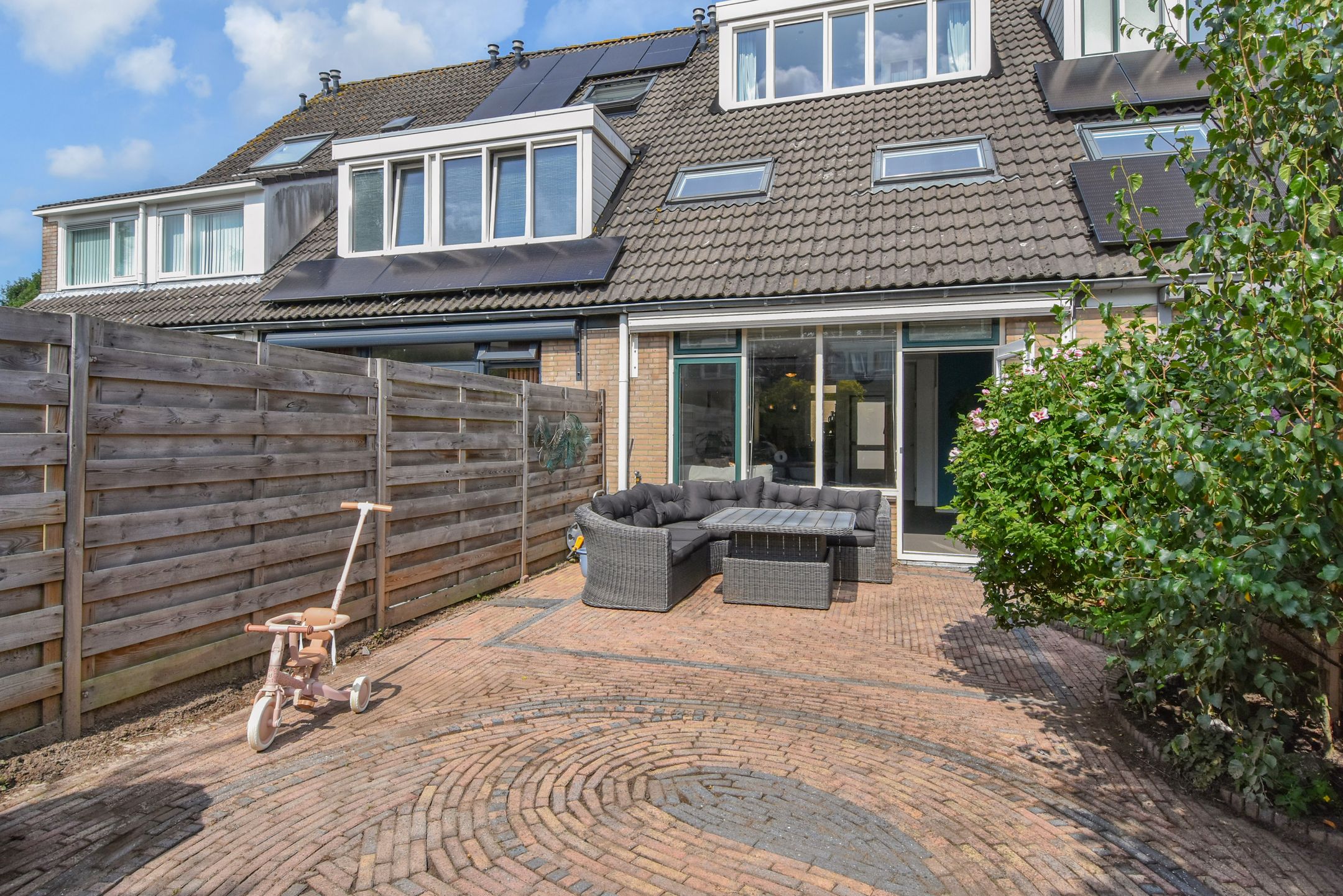 Foto 33 van Laan van de Mensenrechten 212