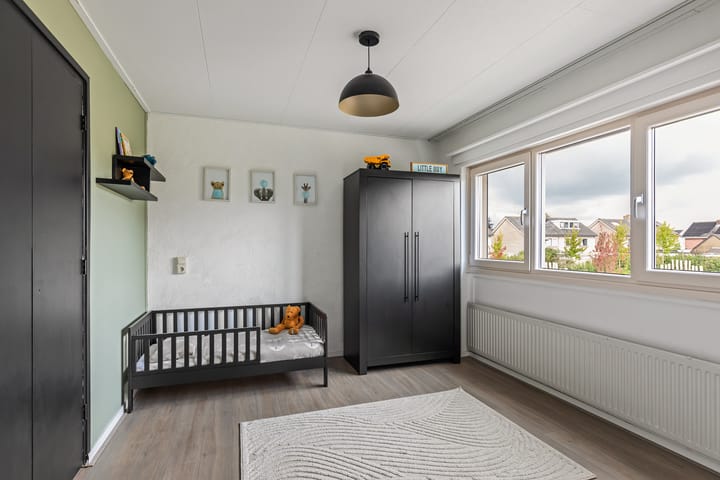 Foto 14 van van der Veenstraat 22