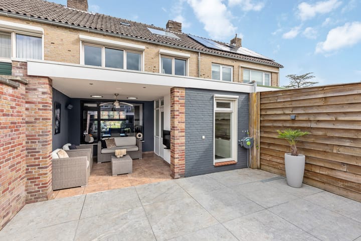 Foto 17 van van der Veenstraat 22