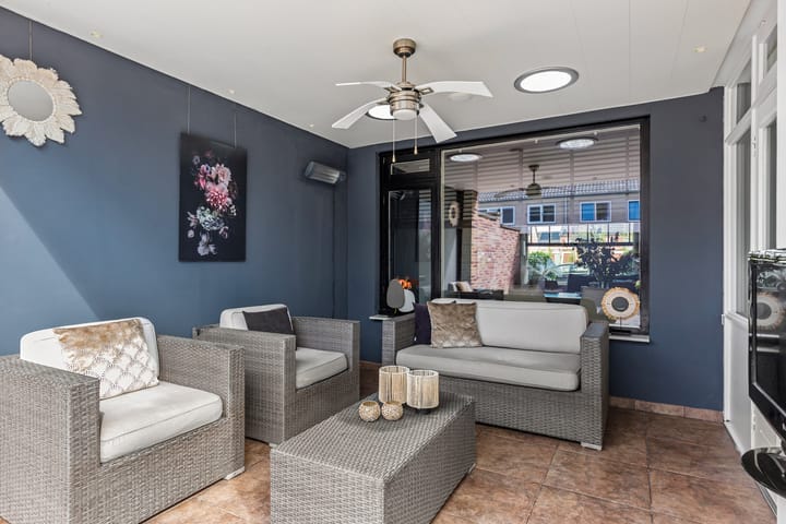 Foto 18 van van der Veenstraat 22