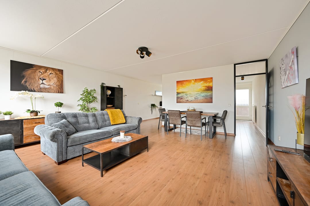 Photo 8 of Zandeveltplein 27