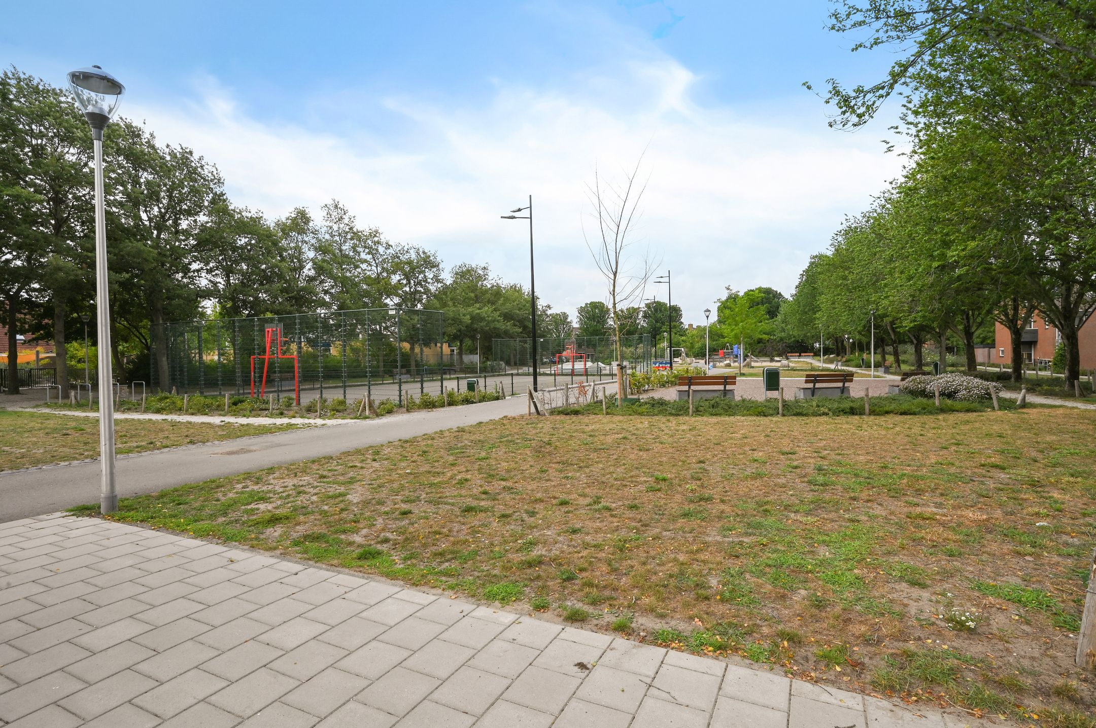 Photo 30 of Zandeveltplein 27