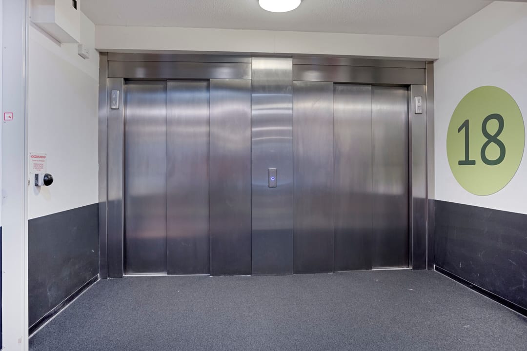 Foto 23 van Wielewaalplein 284