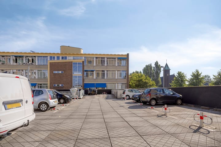 Foto 26 van Wielewaalplein 284