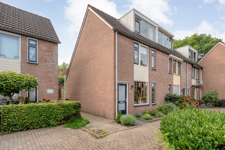 Foto 2 van Klaproos 10