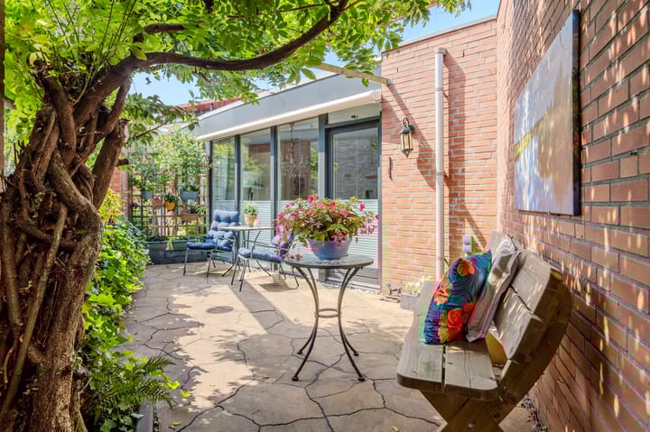 Foto 10 van L. Springerstraat 95