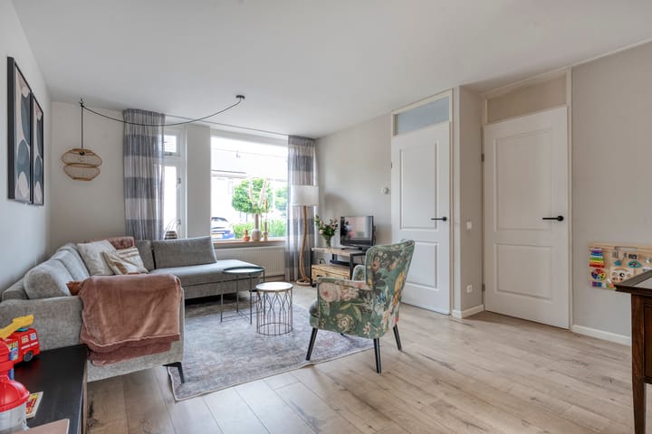 Foto 15 van Klaproos 10