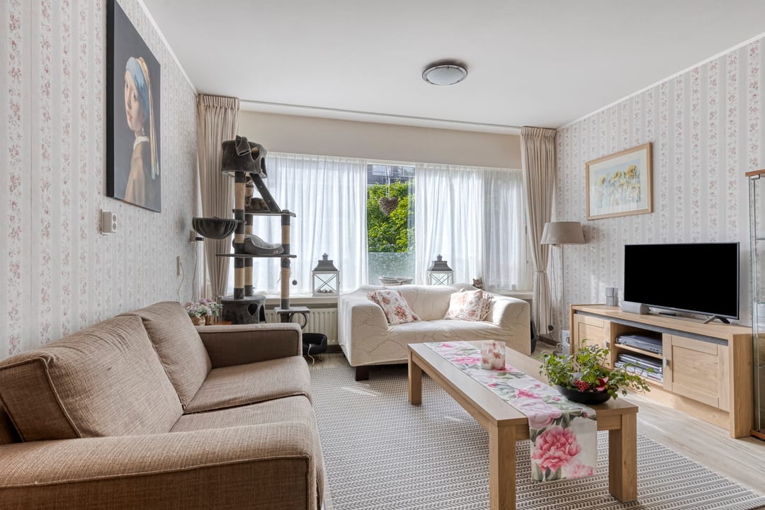 Photo 11 of Chrysantstraat 46