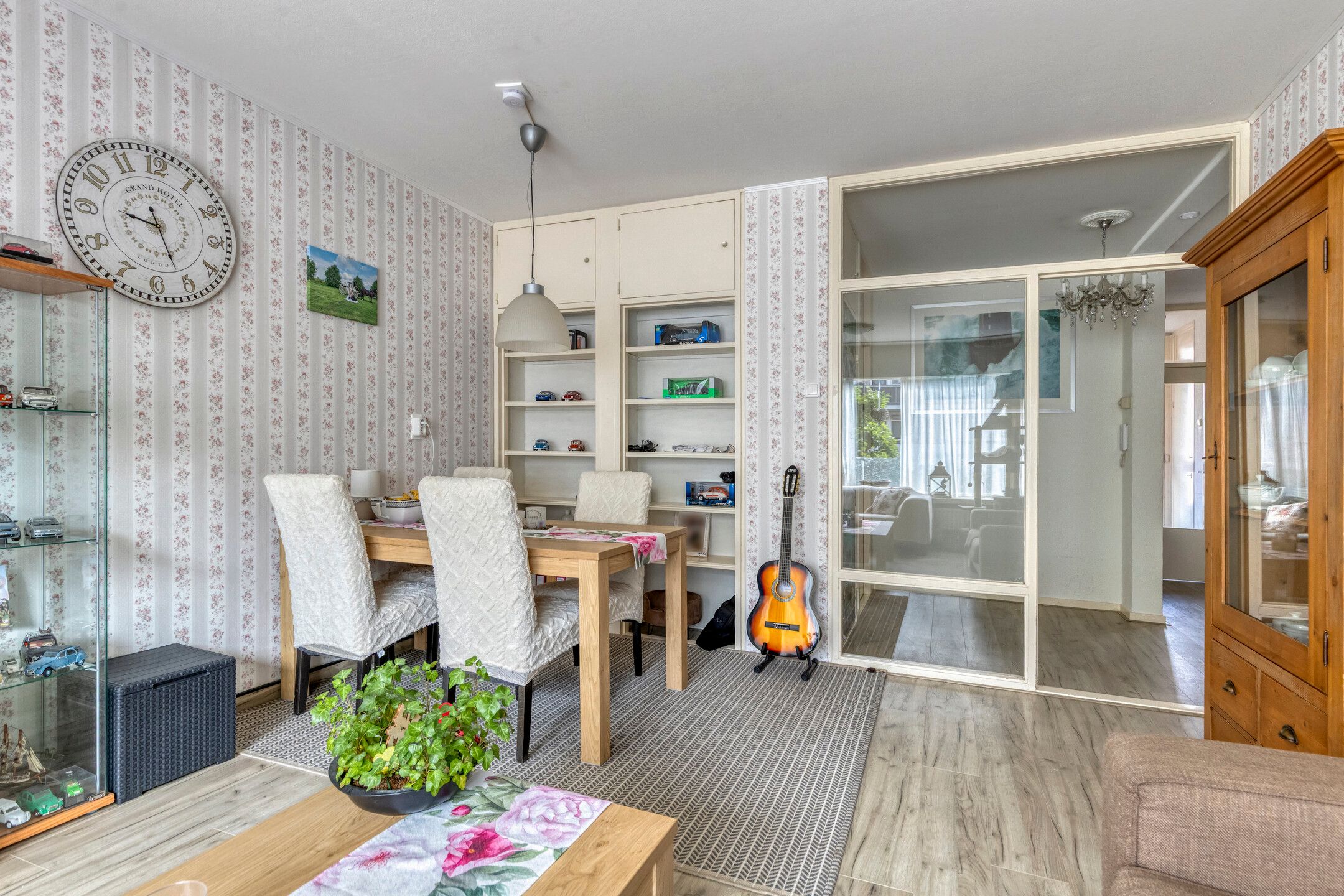 Photo 12 of Chrysantstraat 46