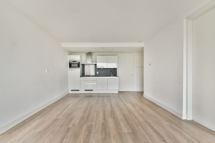 Photo 9 of Rijswijkstraat 15