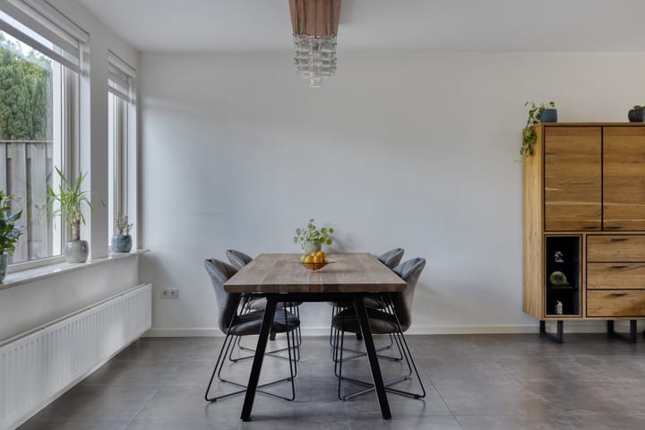 Foto 8 van Lyonhof 27