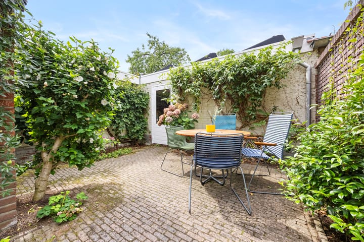 Photo 28 of Beijensstraat 90