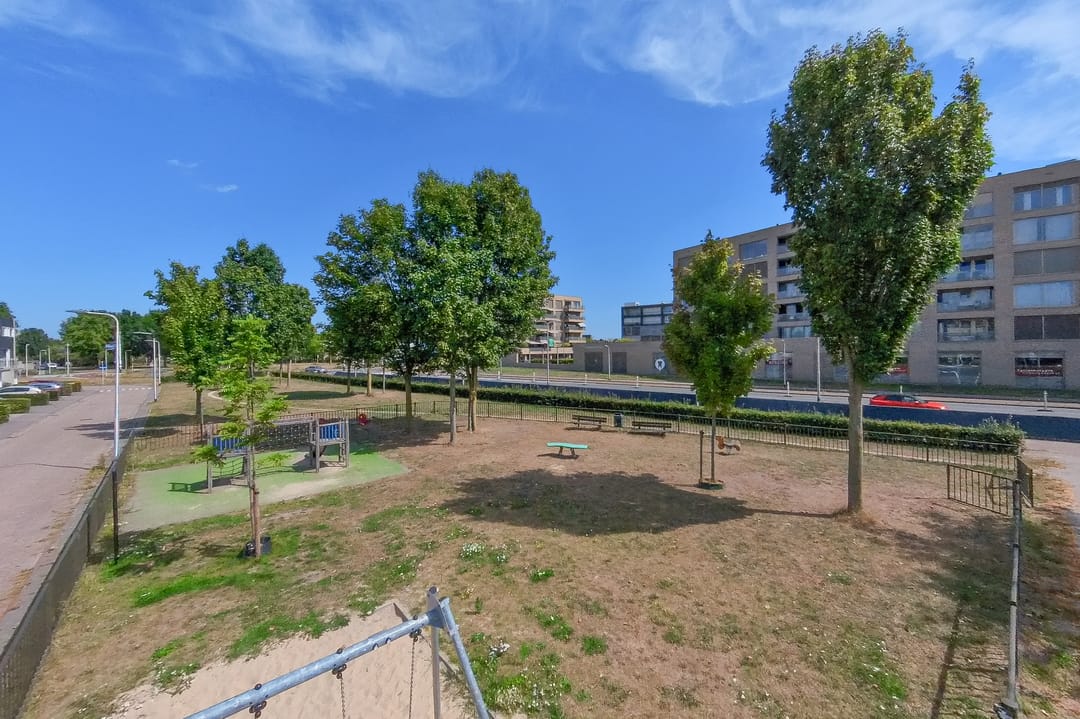 Photo 46 of Odiliapeelstraat 9