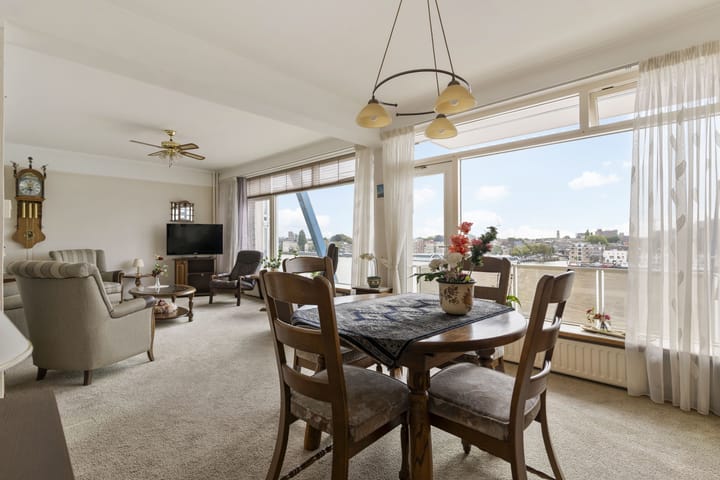 Foto 8 van Maasplein 33