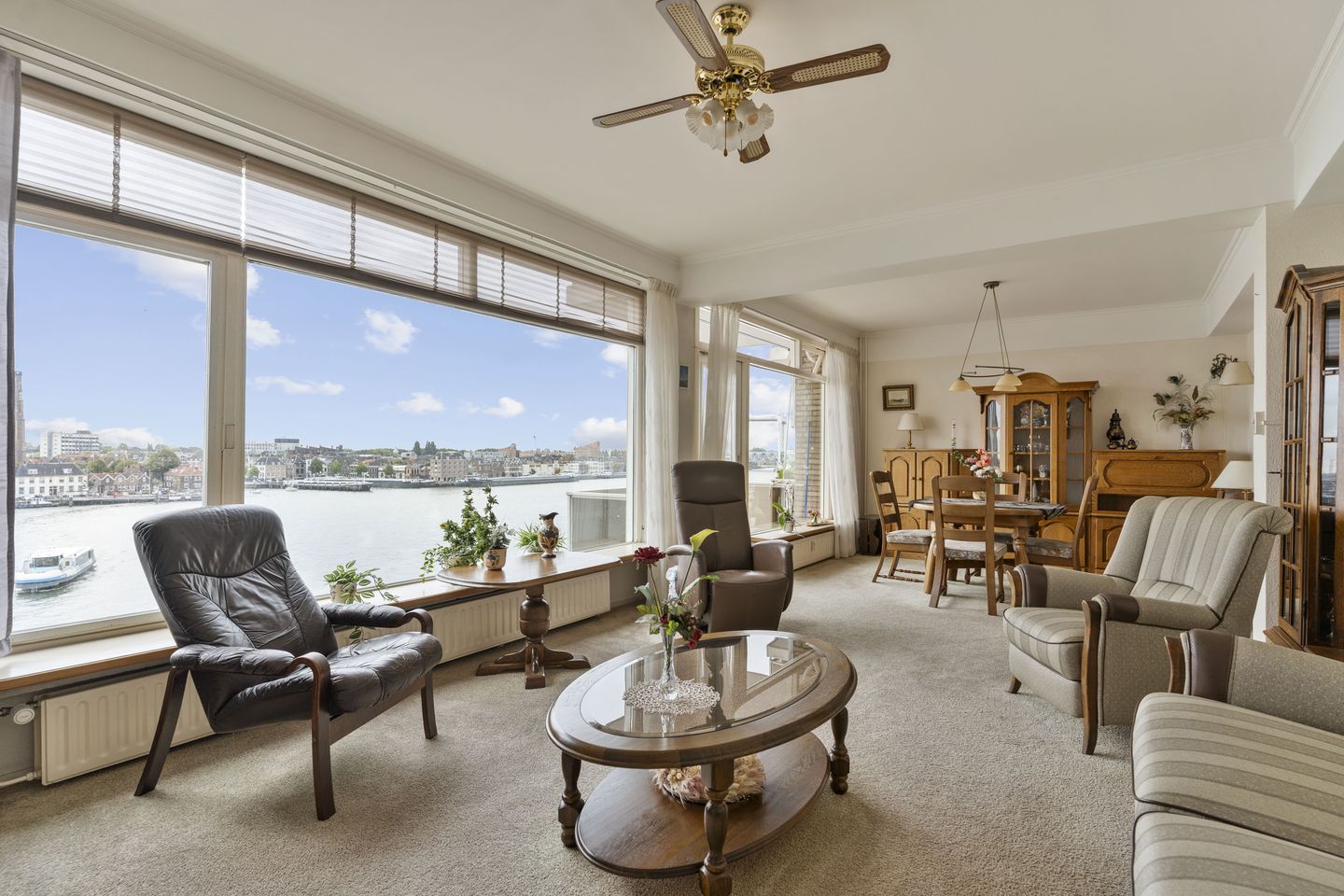 Foto 10 van Maasplein 33