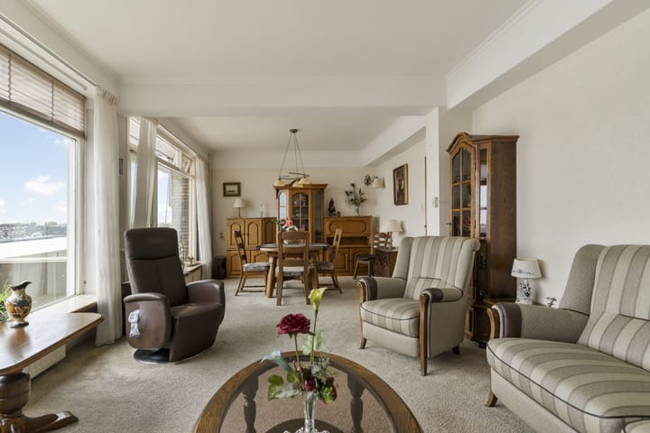 Foto 12 van Maasplein 33