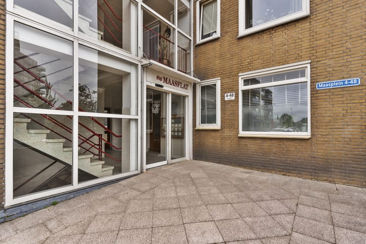 Foto 24 van Maasplein 33