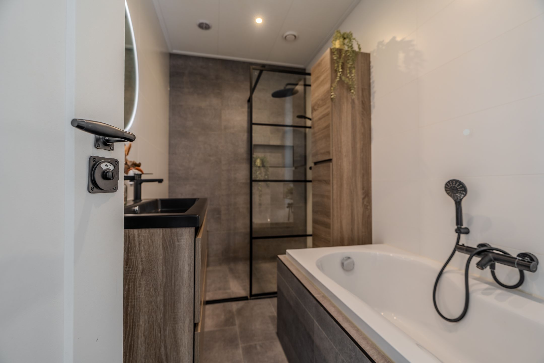 Foto 24 van Tuinlaan 19-A