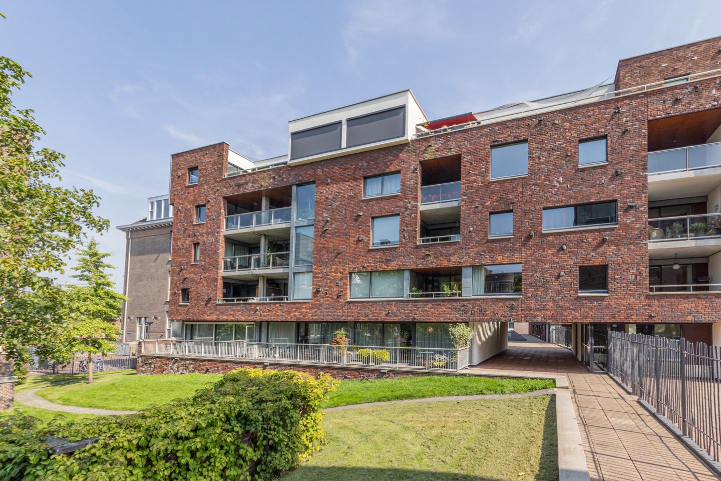 Foto 1 van Reyer Anslostraat 40