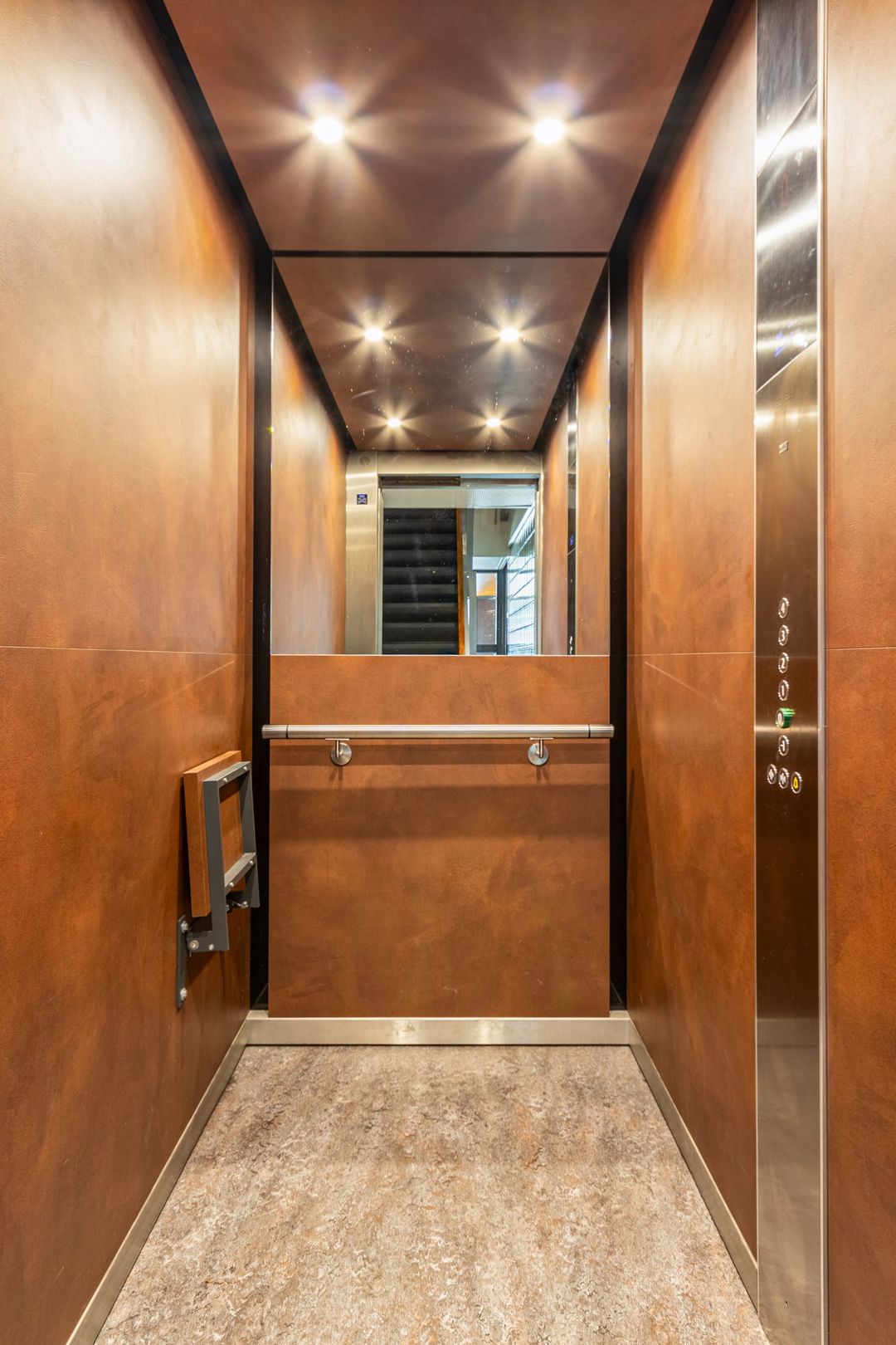 Foto 7 van Reyer Anslostraat 40