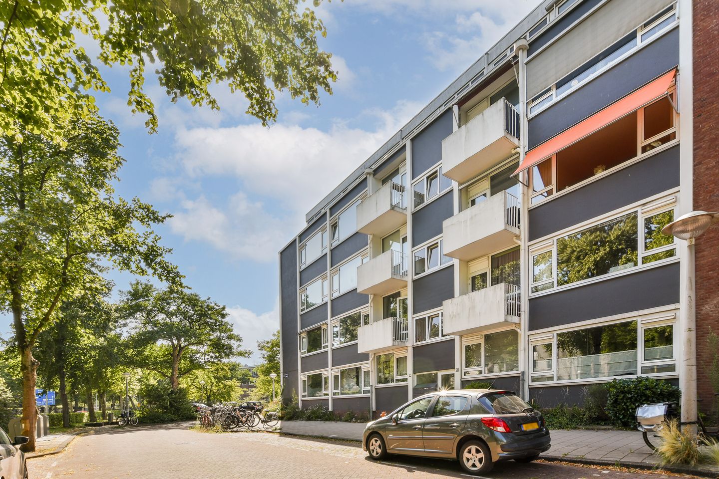 Photo 19 of President Kennedylaan 30-4