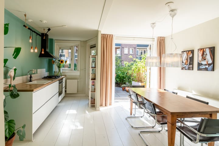 Foto 7 van Cornelis Springerstraat 8-H