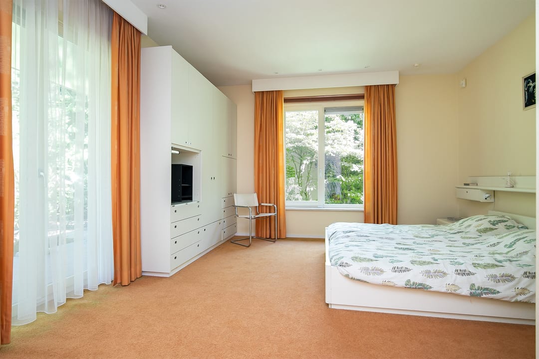 Foto 17 van Leenderweg 166