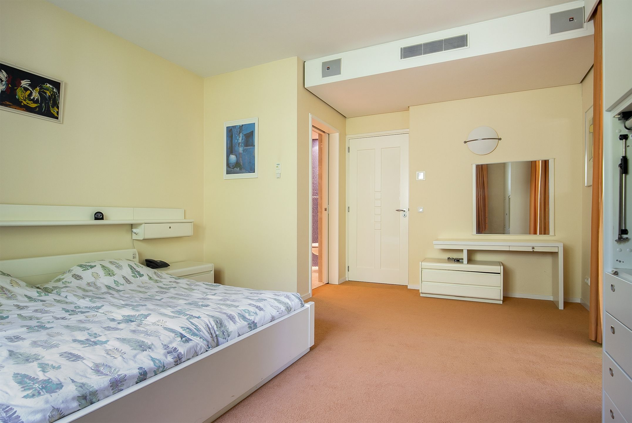 Foto 18 van Leenderweg 166