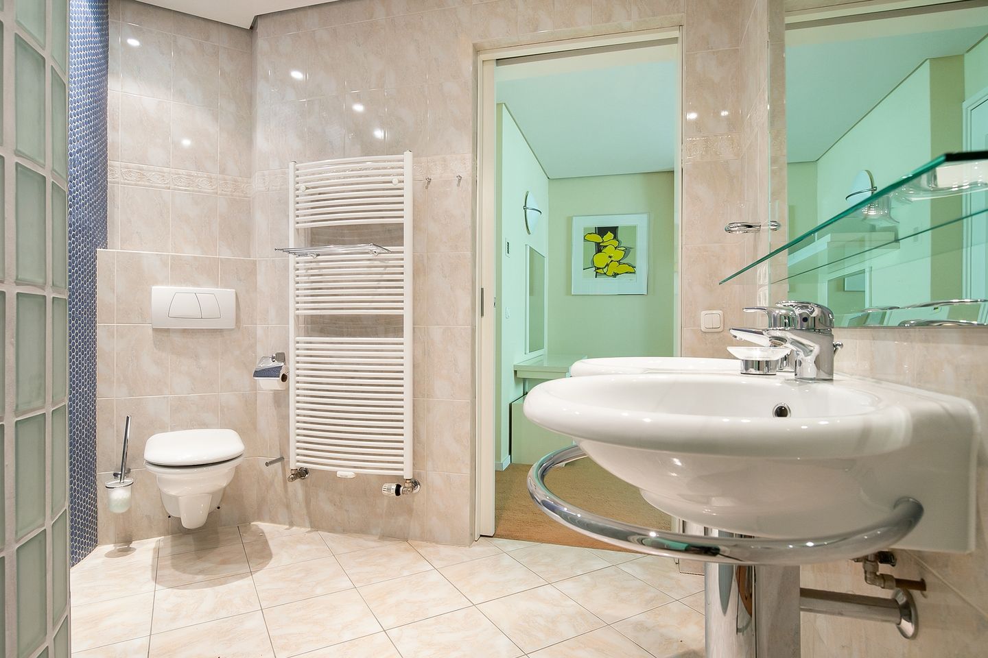 Foto 20 van Leenderweg 166