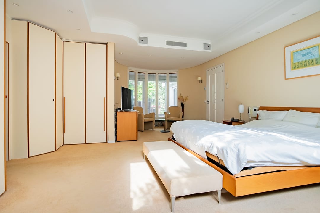 Foto 26 van Leenderweg 166