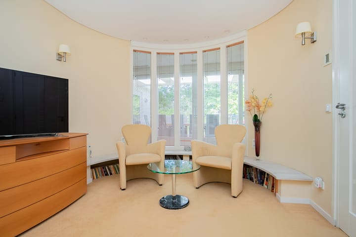 Foto 27 van Leenderweg 166