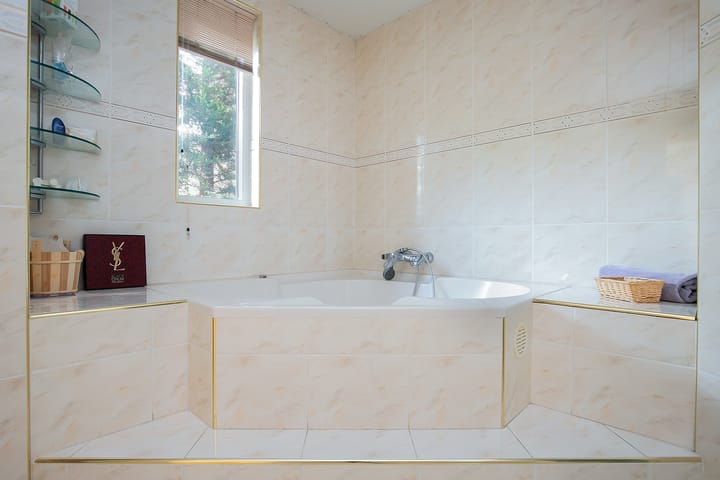 Foto 30 van Leenderweg 166