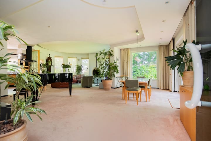 Foto 34 van Leenderweg 166