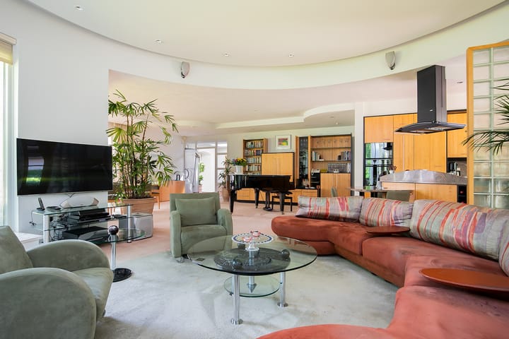 Foto 36 van Leenderweg 166