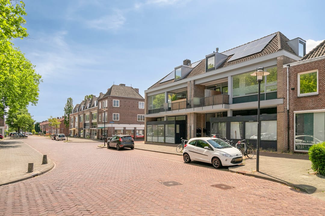 Photo 26 of Mgr. Nolensplein 21-B1