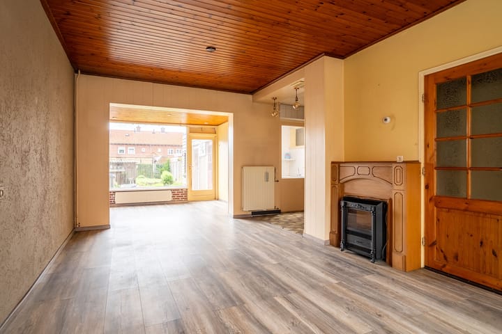 Foto 8 van Van Musschenbroekstraat 43