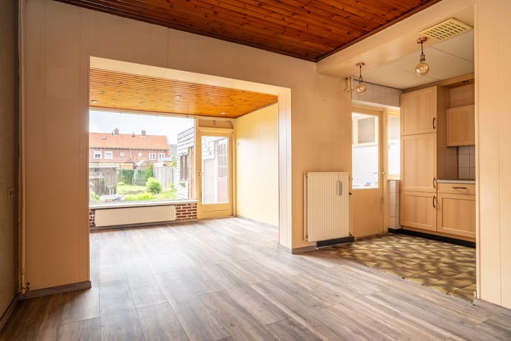 Foto 11 van Van Musschenbroekstraat 43