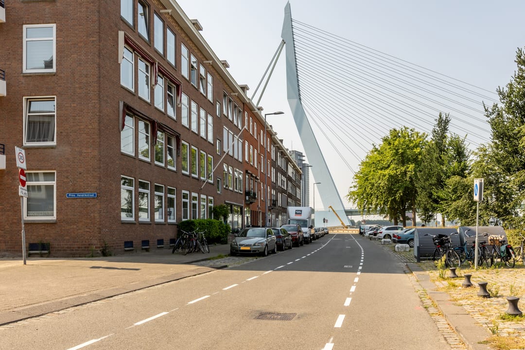 Photo 32 of Prins Hendrikstraat 17-A